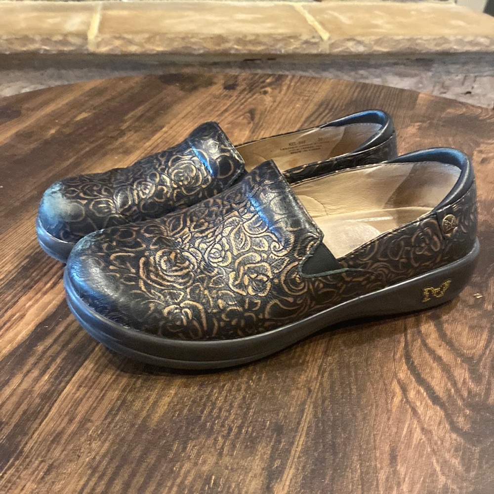 ALEGRIA Clogs